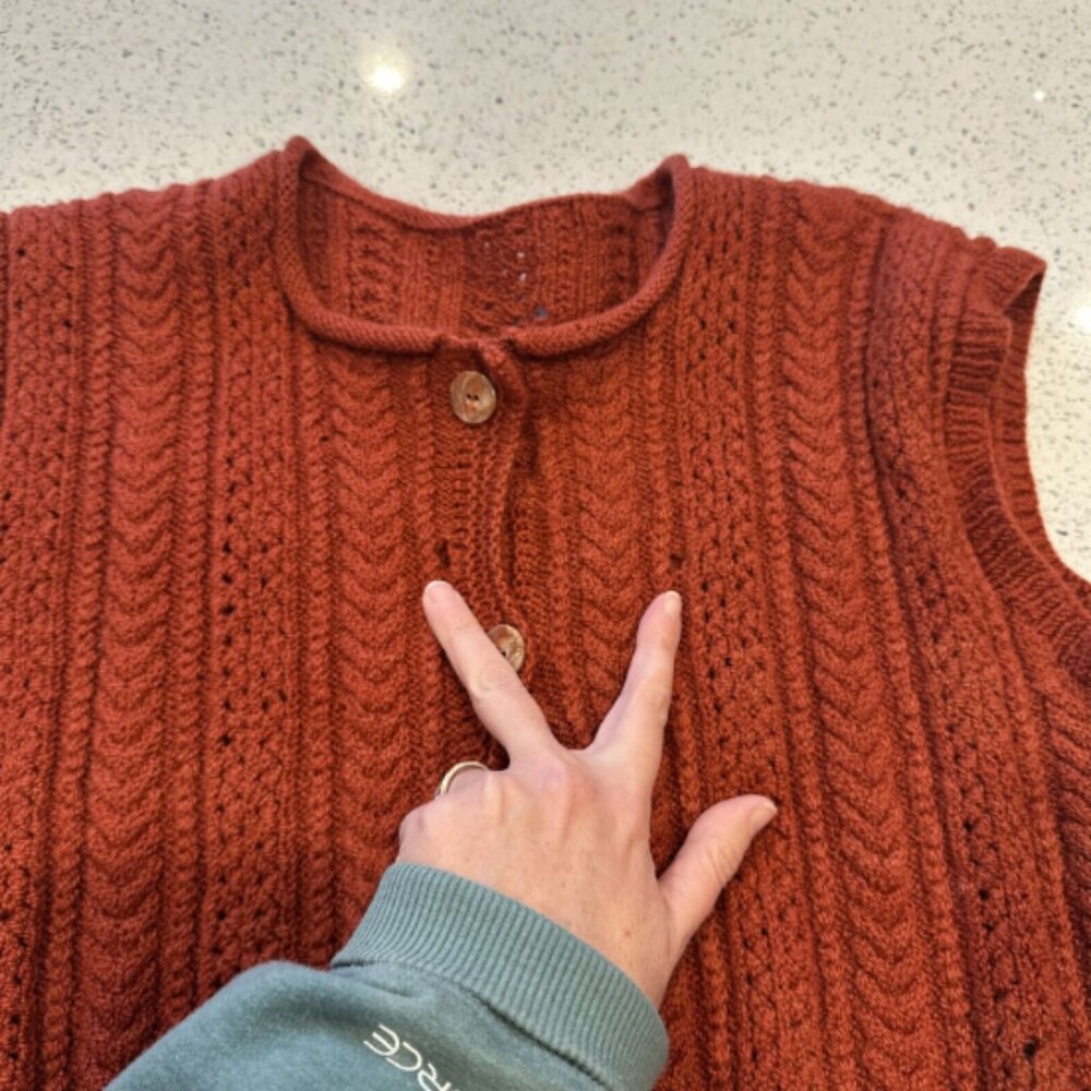 Women's Hand Knit Rust Crochet Sweater Vest‎ Open Front Grannycore Large VINTAGE - Picture 7 of 9
